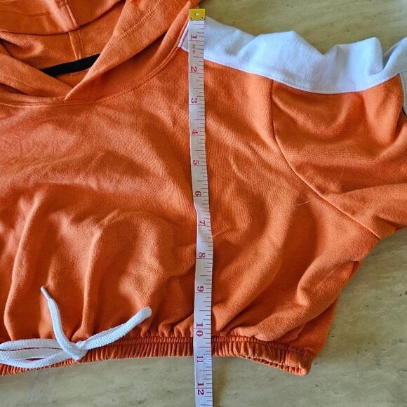 Weissman NWOT child medium dance costume crop top hip hop orange black white - Picture 5 of 6